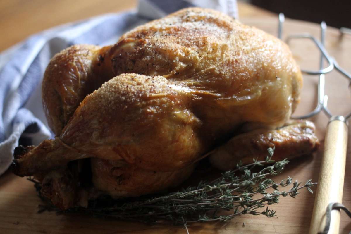 3-Step Easiest Whole Roasted Chicken www.juliemiguel.com